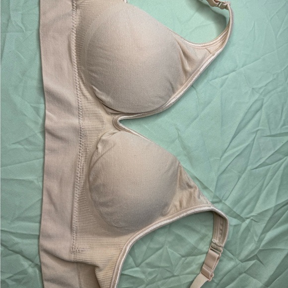 Felina Seamless Wireless Bra Size Small - Picture 4 of 6